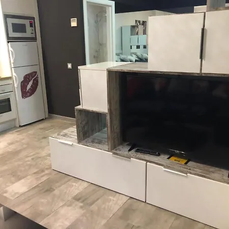Carihuela 5 *