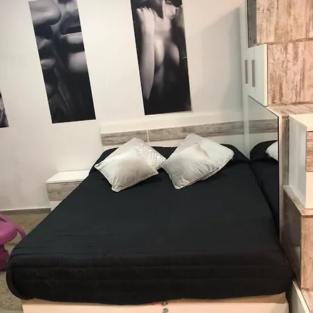 Carihuela 5 * 토레몰리노스